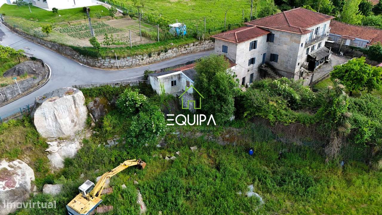 MORADIA PARA RESTAURO TOTAL EM POLVOREIRA - GUIIMARÃES - Grande imagem: 4/14
