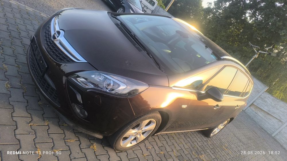 Opel Zafira C (2011-2019) Tourer 1.4 Turbo Innovation 2012