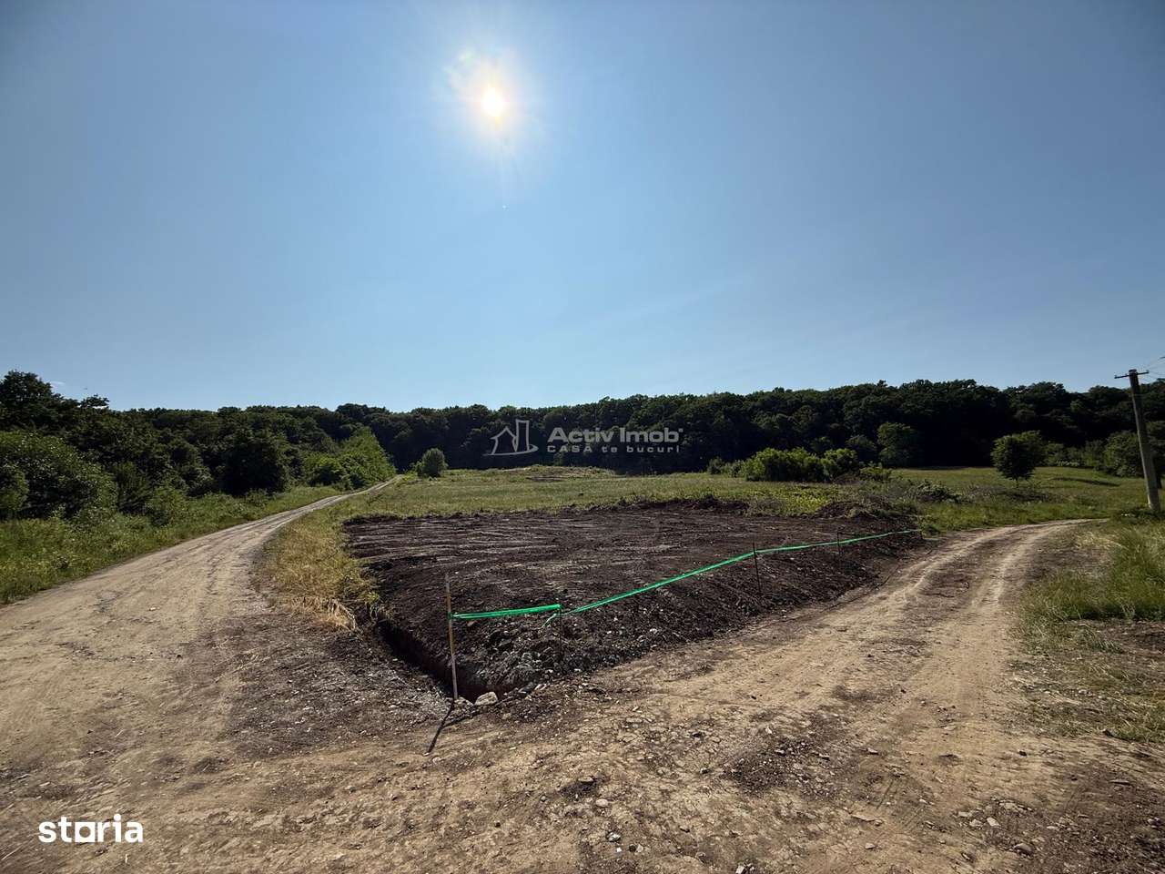 Teren de vanzare la liziera padurii  Sura Mare - Imagine principală: 2/6