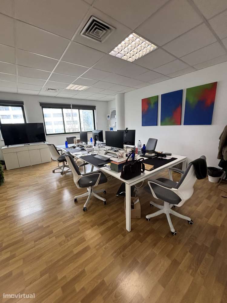 Excelente escritório com 103m² Algés - Miraflores muita luz natural - Grande imagem: 4/11