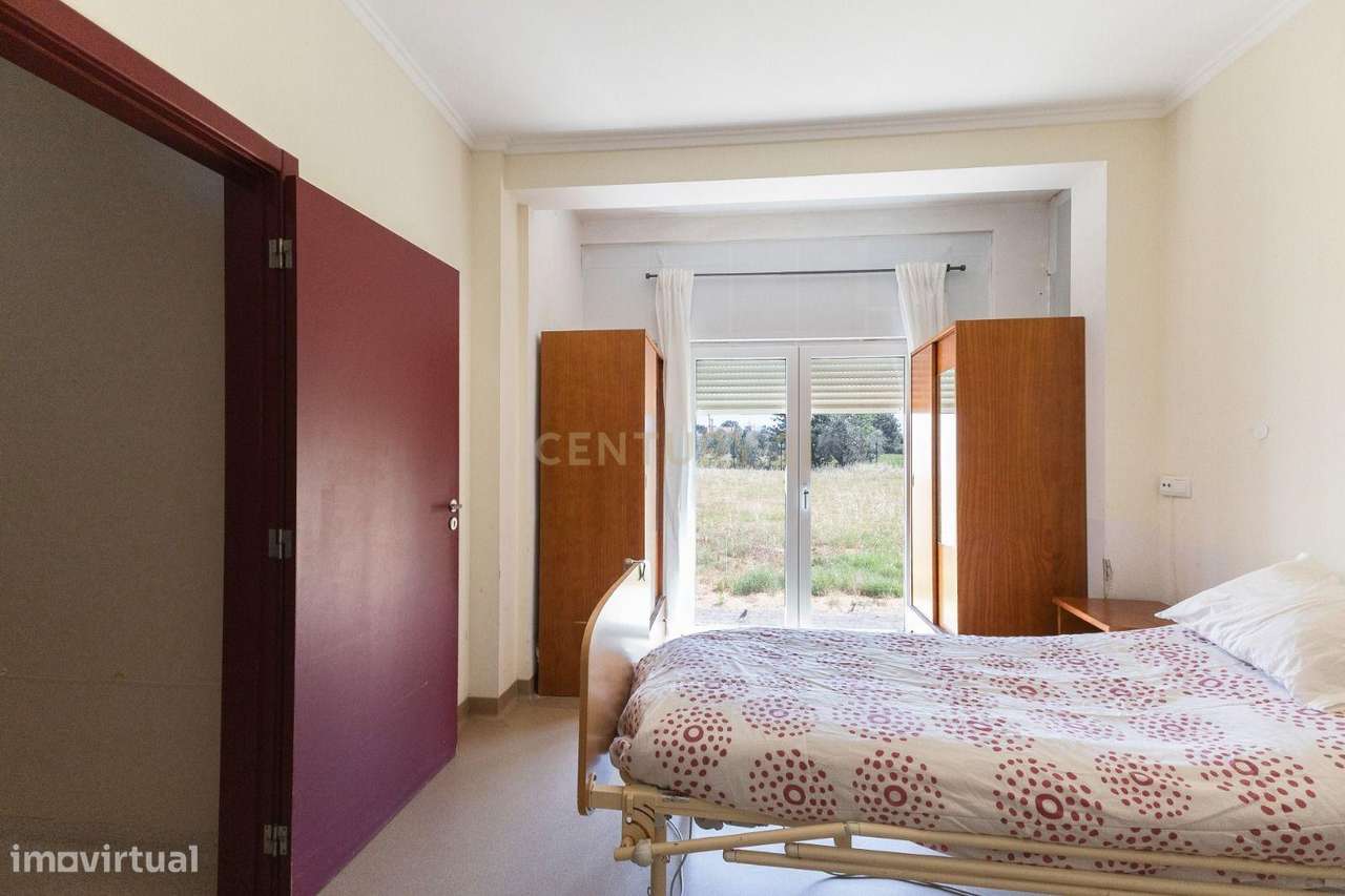Exclusiva Oportunidade de Investimento:  Residência Geriátrica em Func-28