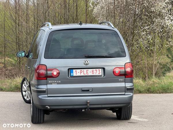 Volkswagen Sharan - 30