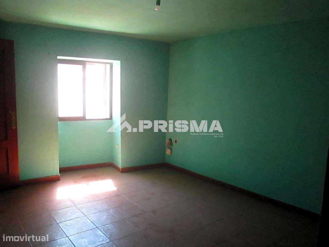 Moradia T2 para venda em Monfortinho-15