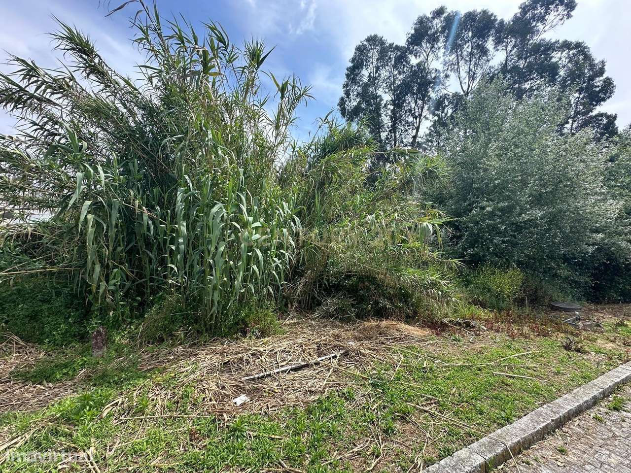 Terreno de construção com projeto aprovado em Pedroso, Vila Nova de Ga - Grande imagem: 3/12