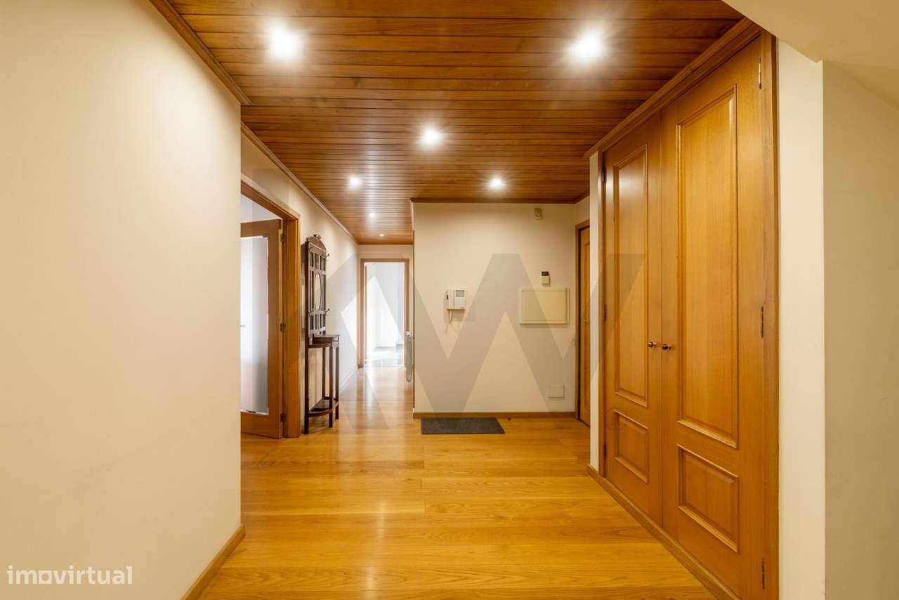 Excelente Apartamento Duplex T3 | Versátil T4/T5 | Com Vista de Mar - Grande imagem: 2/41