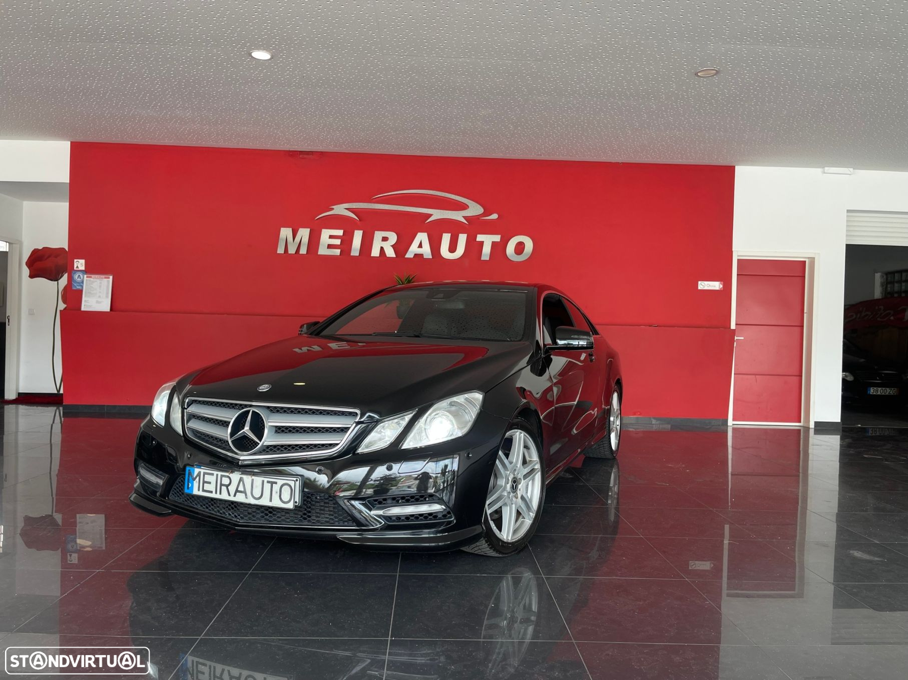 Mercedes-Benz E 250 CDi Elegance BlueEfficiency Auto. - 14