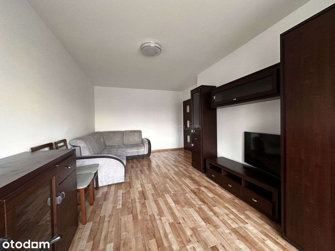 2 pokoje, 54,5 m², balkon, winda, niski czynsz - Pełny obrazek: 4/15