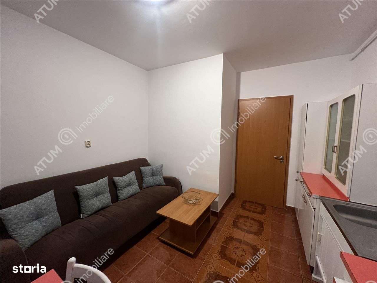 Apartament cu 2 camere la etaj 1 si loc de parcare zona Calea Dumbravi-5