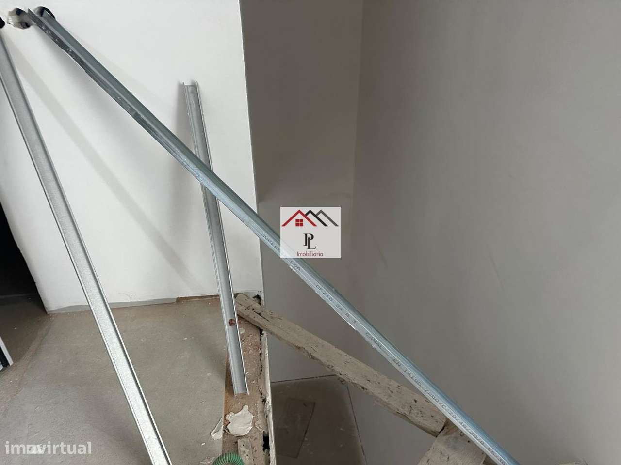 Apartamento T1+2 dupex Novo em fase de acabamento(V892-1MS)-34