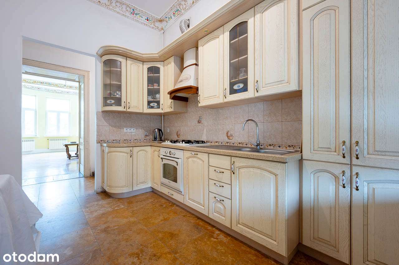 Piękne mieszkanie na starym mieście w Przemyślu-7