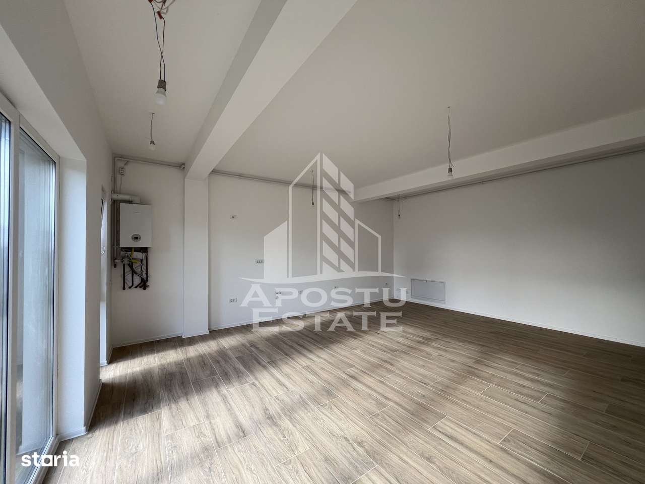 De vanzare 77 mp spatiu comercial la parter cu 48 mp gradina proprie - Imagine principală: 4/4