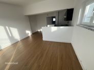 Apartamento T1 Oeiras com varanda, remodelado - Miniatura: 3/11