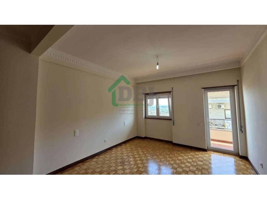 Nova Oportunidade! T5 Renovado no Centro da Covilhã-19