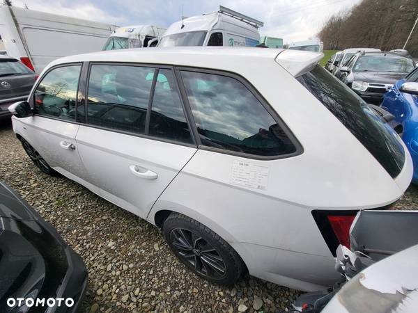 Skoda Fabia 1.0 TSI Black Edition DSG - 4