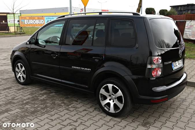 Volkswagen Touran 2.0 TDI DPF Cross - 19