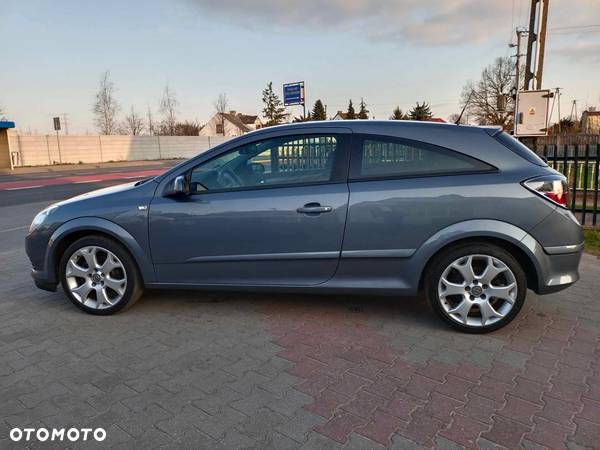 Opel Astra III GTC 1.8 Sport - 11