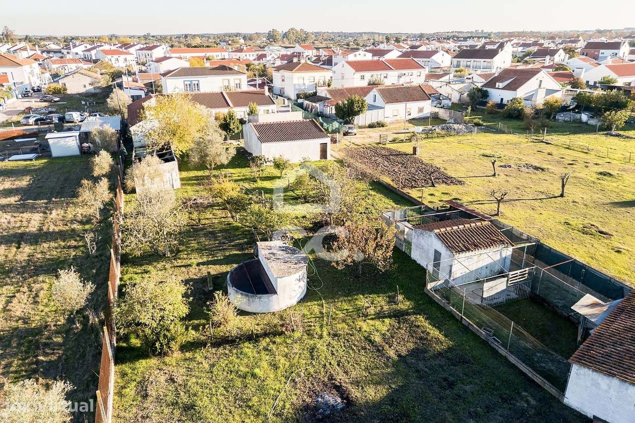 Terreno de  1.350 m² c/ Anexo de Apoio Agrícola | Canaviais, Évora-33
