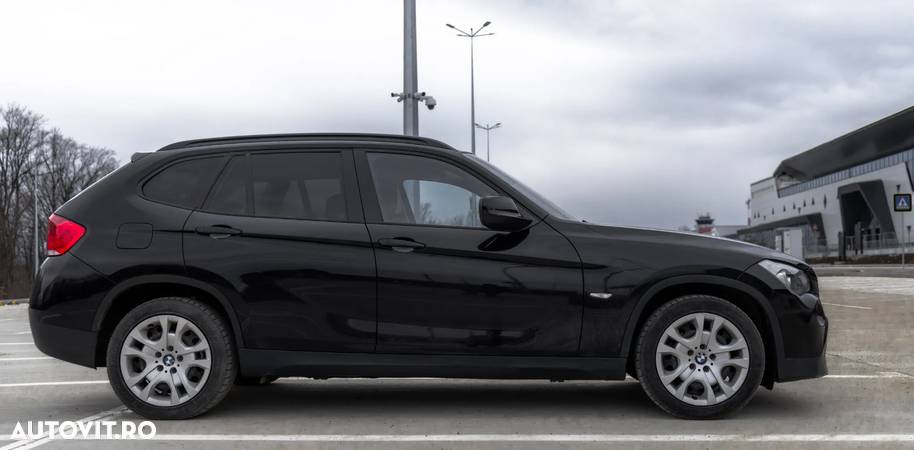 BMW X1 sDrive18i Aut. Sport Line - 5