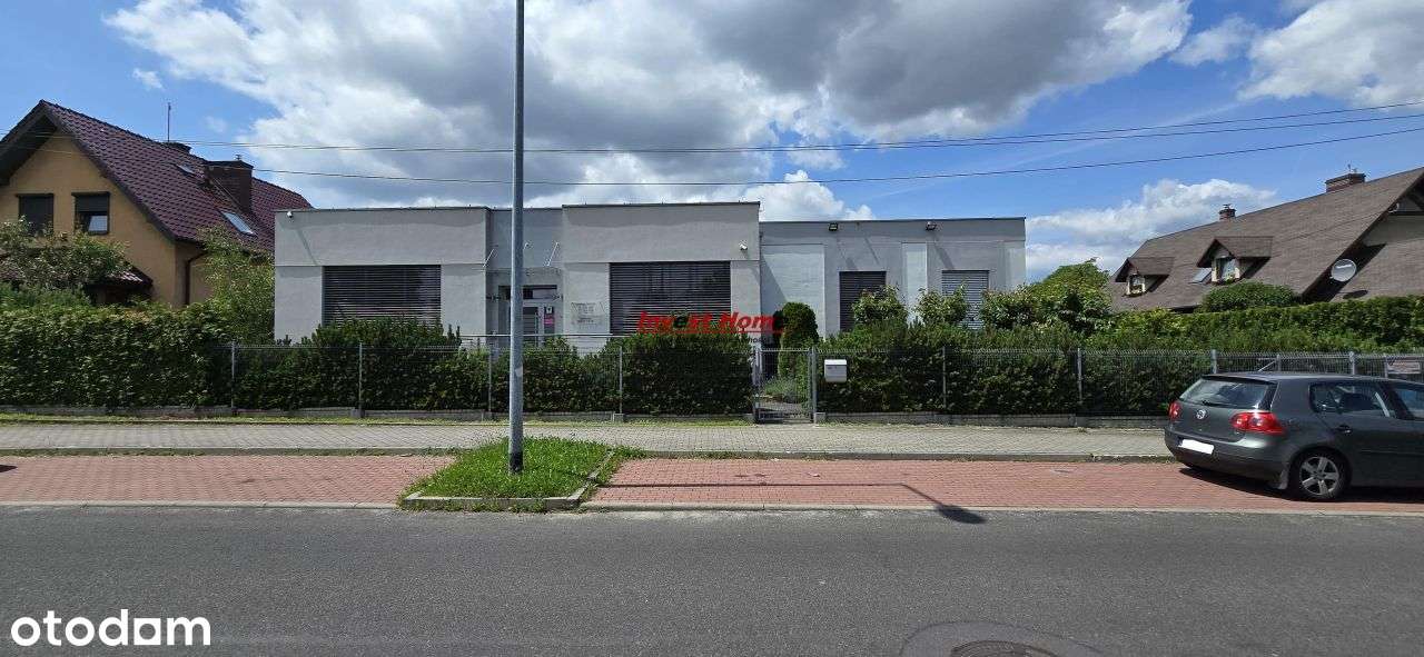 Budynek (klinika oraz dom) w dobrej lokalizacji. - Pełny obrazek: 1/20