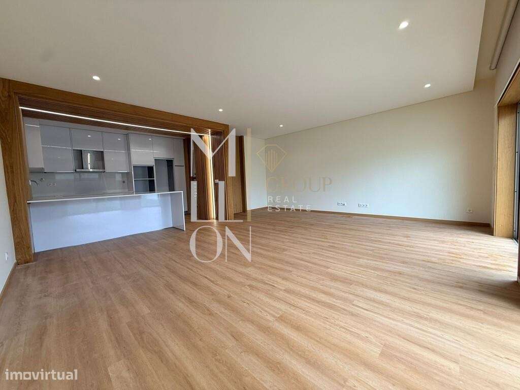 Moderna e Sofisticada — A Moradia dos Seus Sonhos na Trofa! - Grande imagem: 5/31