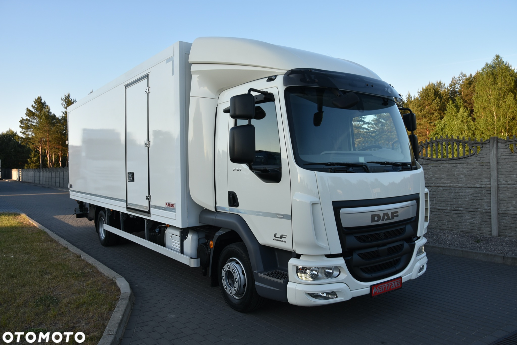 DAF LF 45/ 12-230 / KONTENER/WINDA/ SALON POLSKA/MAŁY PRZEBIEG/JAK NOWY/SERWIS ASO DAF/ - 2