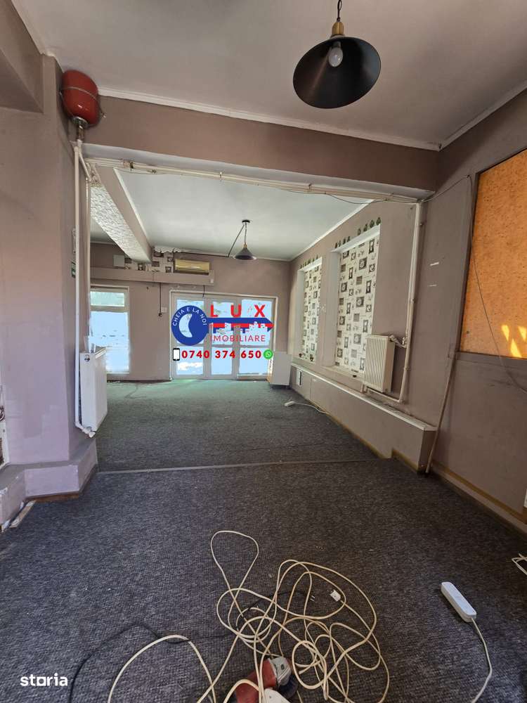 ID 6146 – DE VÂNZARE 3 spații comerciale și teren - Imagine principală: 3/4