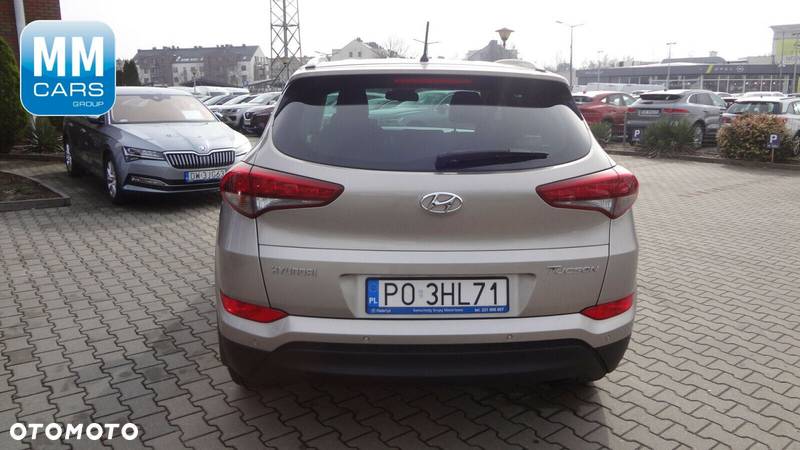 Hyundai Tucson - 4