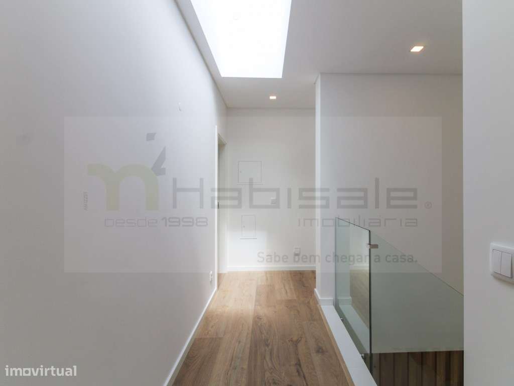 Moradia T4 em condomínio fechado em Loures, com piscina!-39