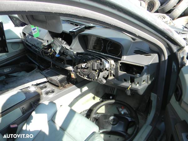 Dezmembrari  BMW 7 (E65, E66, E67)  2001  > 2009 730 d Motorina - 12