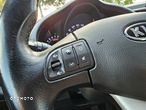 Kia Sportage 2.0 L - 24