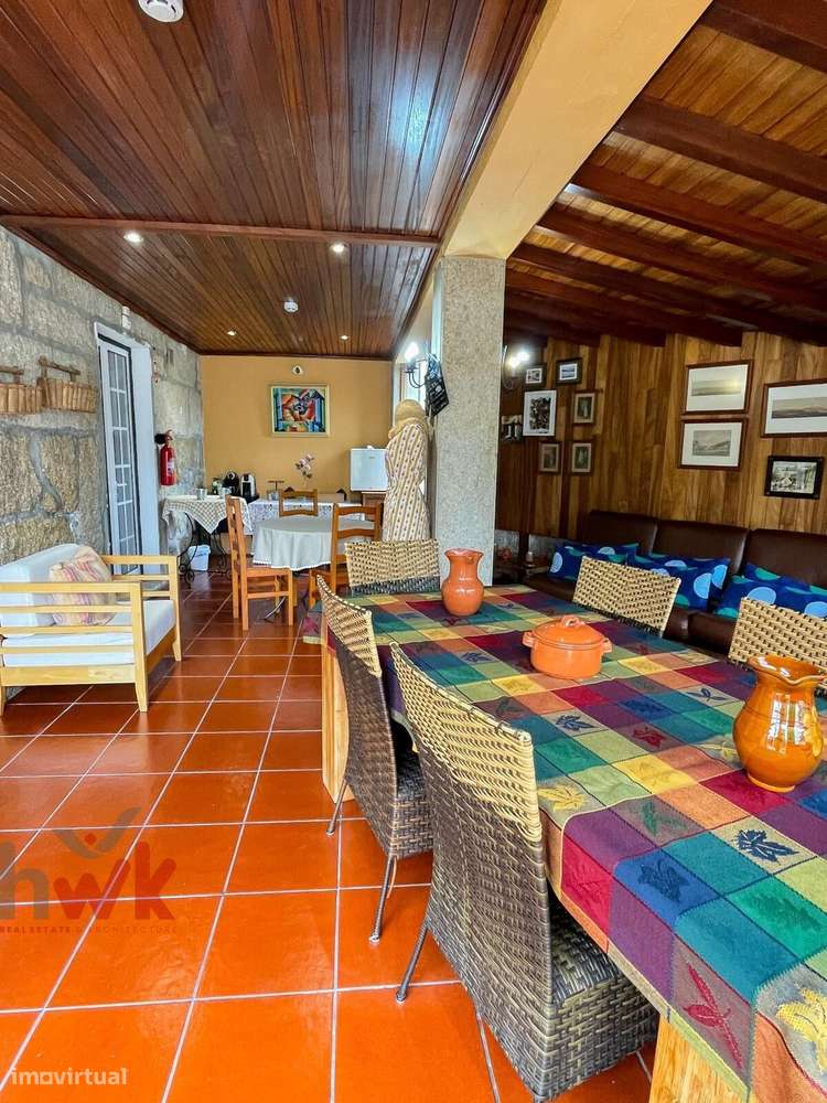 Casa Rustica 6 Suítes + 6 Apartamentos - Licença AL-26