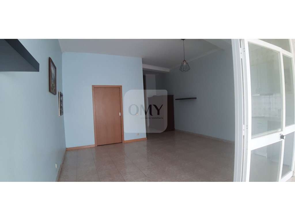 T1 junto à Escola das Arvores em Vila Real - Grande imagem: 3/8