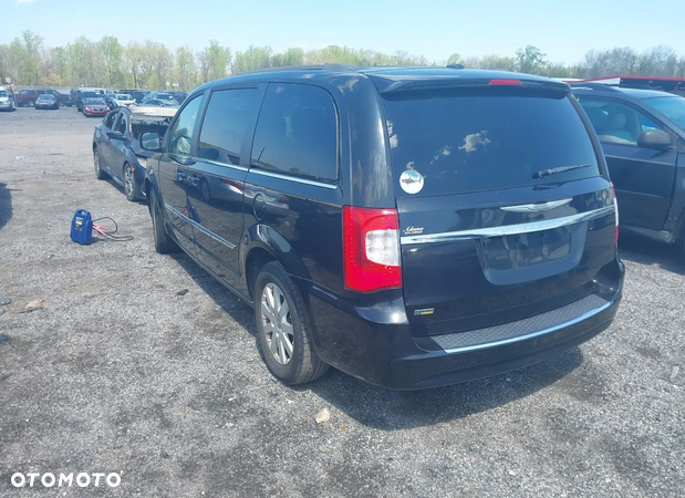 Chrysler Town & Country 3.6 Touring - 5