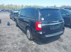 Chrysler Town & Country 3.6 Touring - 5