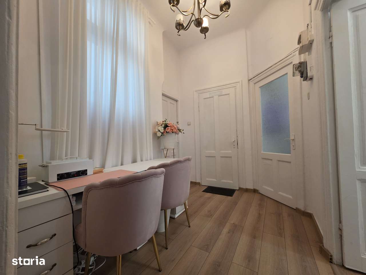 Salon cosmetica zona Budapesta / Cantemir-5