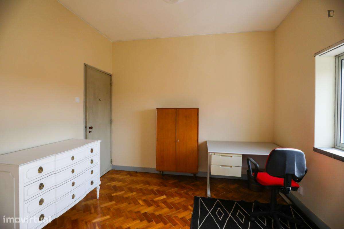 Quarto - localizado em Olivais Lisbon - Grande imagem: 5/19