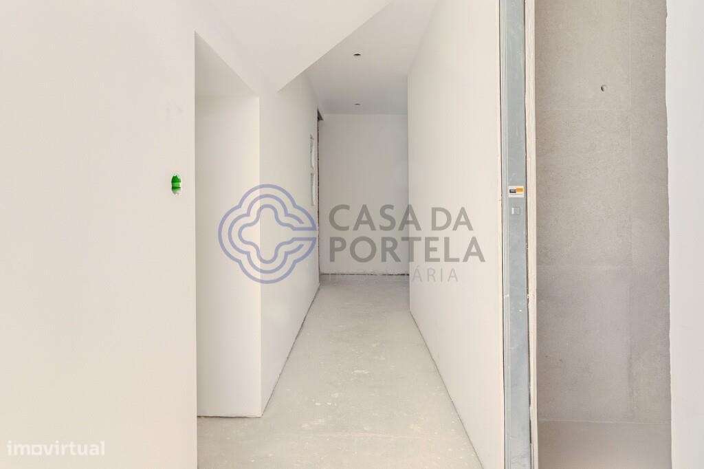 Pinheiro 74 - Prédio novo com 3 frações habitacionais - Grande imagem: 4/18