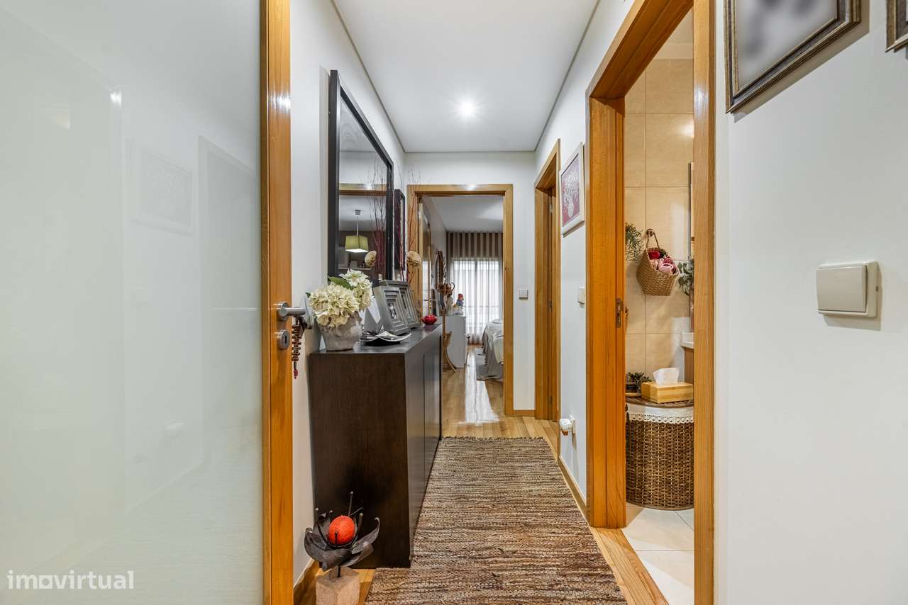 Apartamento T3 renovado em Celeirós-11