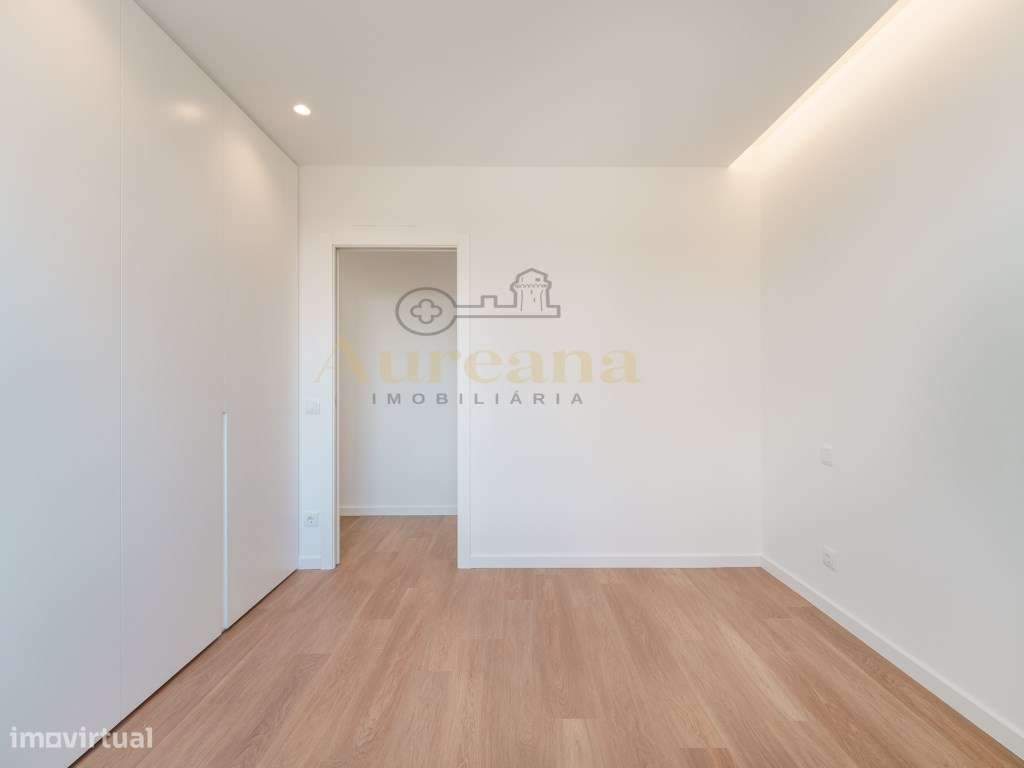 Apartamento T1 em empreendimento novo e de luxo com Piscina Privada...-13