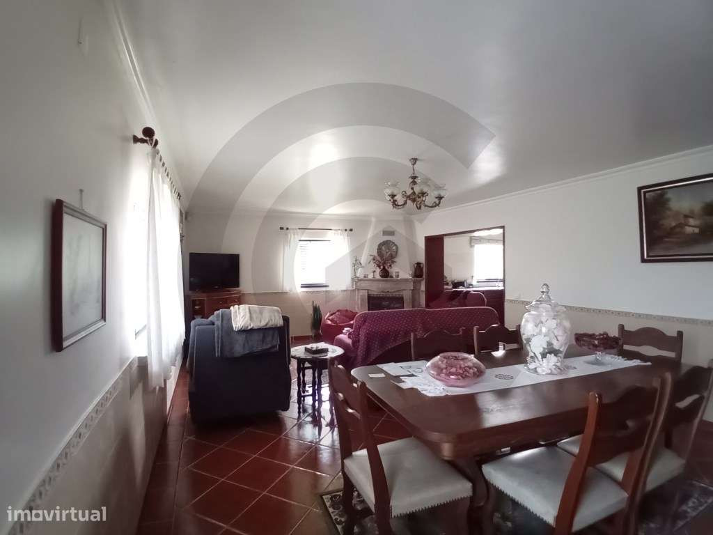 Moradia T5 - Alcanede, Santarém-6