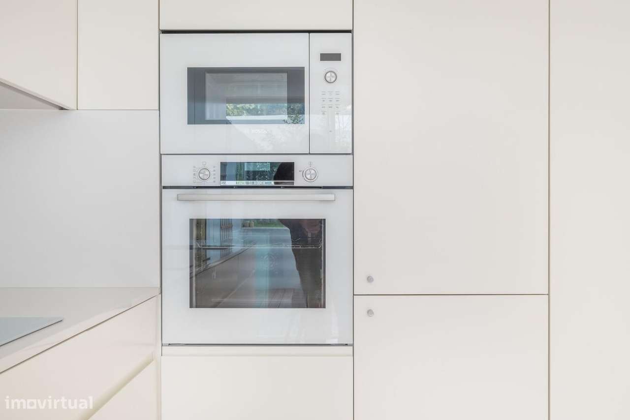 Apartamento T1 + 1 com vista, Campo Pequeno, Lisboa-13