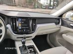 Volvo XC 60 T5 AWD Geartronic Momentum - 16
