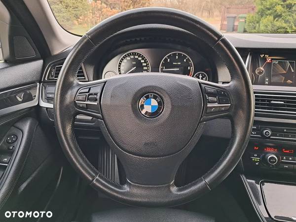 BMW Seria 5 525d Touring Modern Line - 18