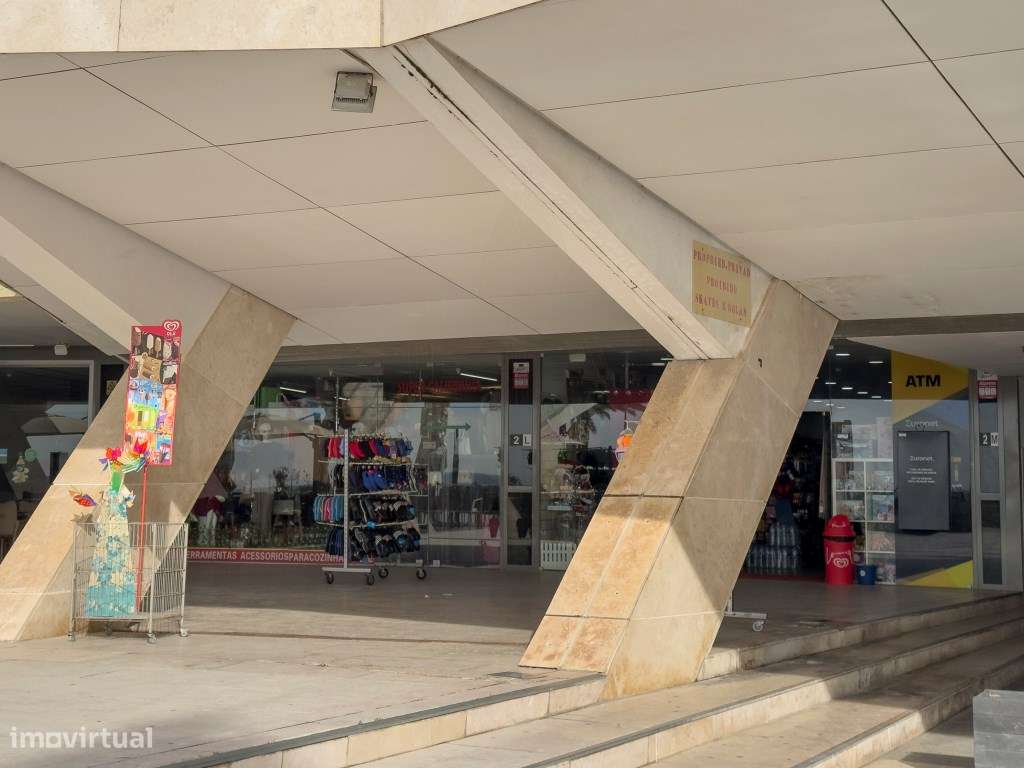 Loja à Venda na Praça da Califórnia, Sesimbra - Grande imagem: 3/5