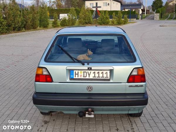 Volkswagen Golf - 5