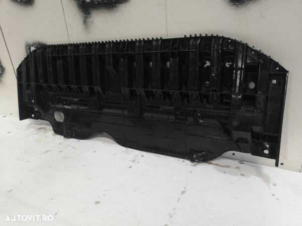 Scut radiator Toyota Avensis T27 An 2008 2009 2010 2011 2012 cod 52618-05010 - 2