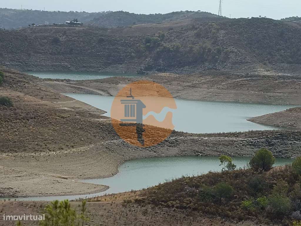 TERRENO COM 21040 M2 VISTA LAGO - PRÓXIMO AS ALCARIAS GRANDES - CAS... - Grande imagem: 2/28