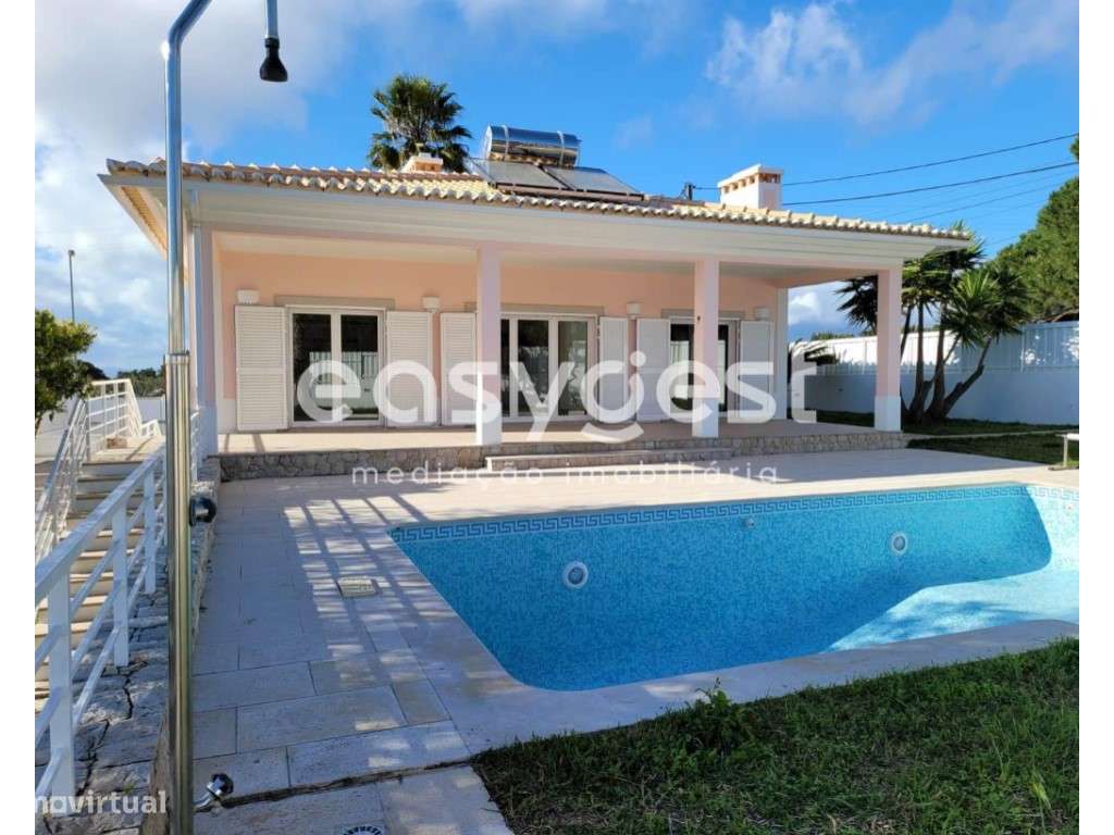 Moradia isolada V3+3 situada nas Caixas em Sesimbra com piscina - Grande imagem: 2/40