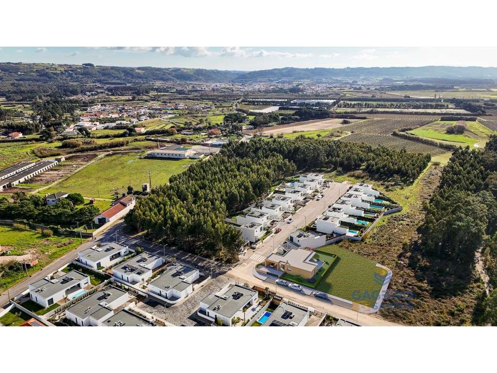 Moradia T3, com piscina, em construção a 4 km da baía de São Martin...-10