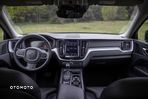 Volvo XC 60 T5 AWD Momentum Pro - 16